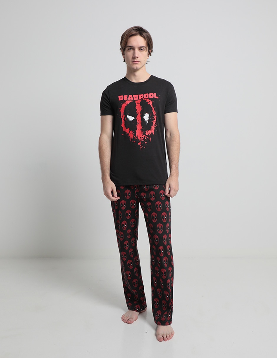 Pijama de marvel hombre sale