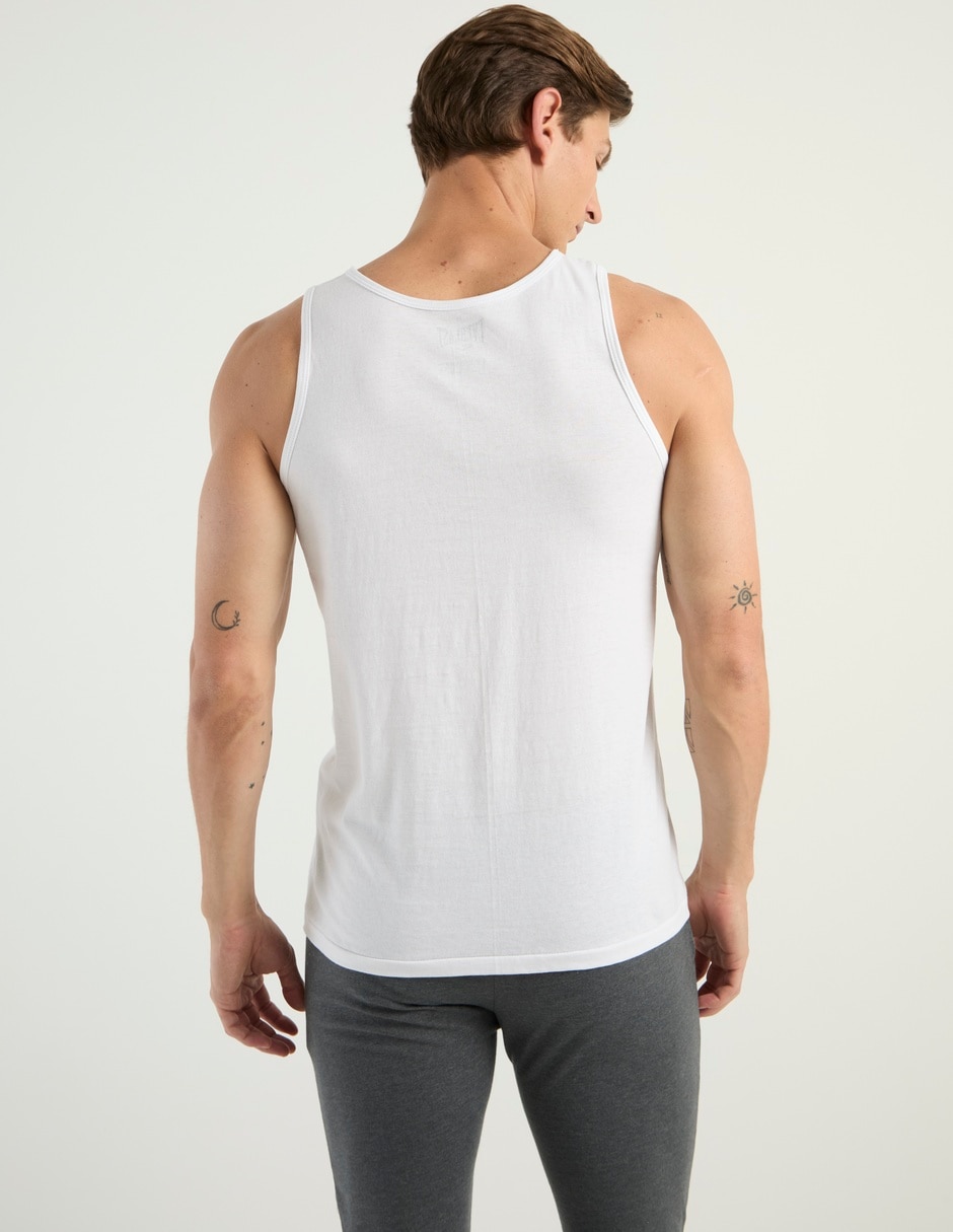 Set camiseta cuello redondo para hombre 7